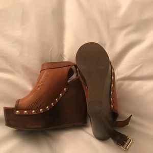 Never worn Steve Madden platforms.